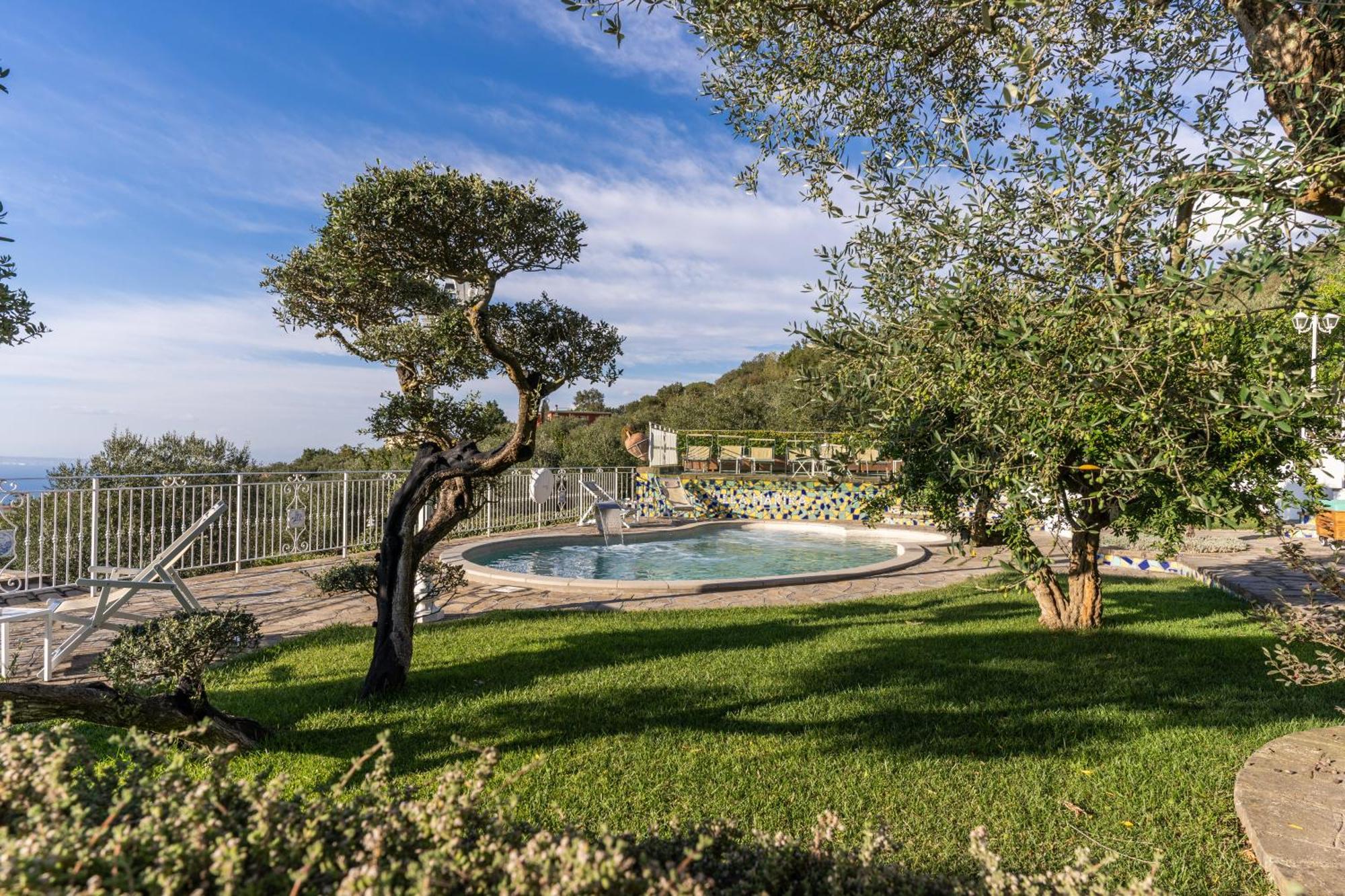 Villa Marika - Private Heated Pool Massa Lubrense Exterior photo